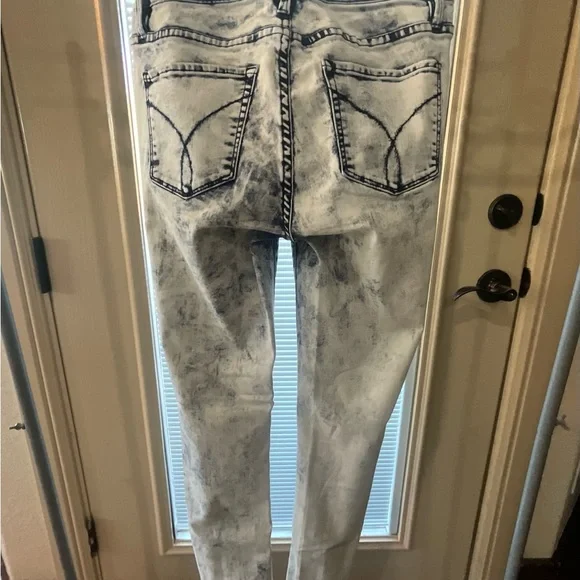 Vintage Calvin Klein Ultra Skinny Acid Wash Jeans - Picture 8 of 9